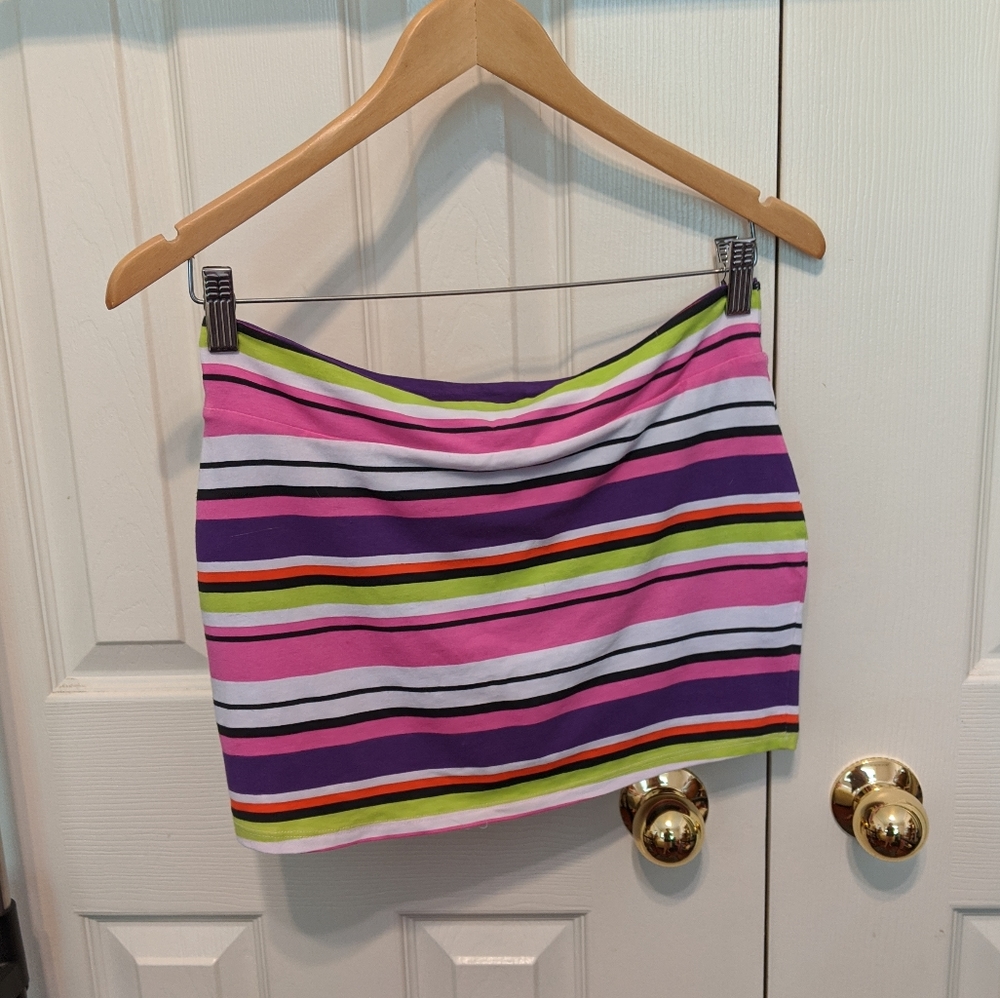 Neon stripes mini-skort
